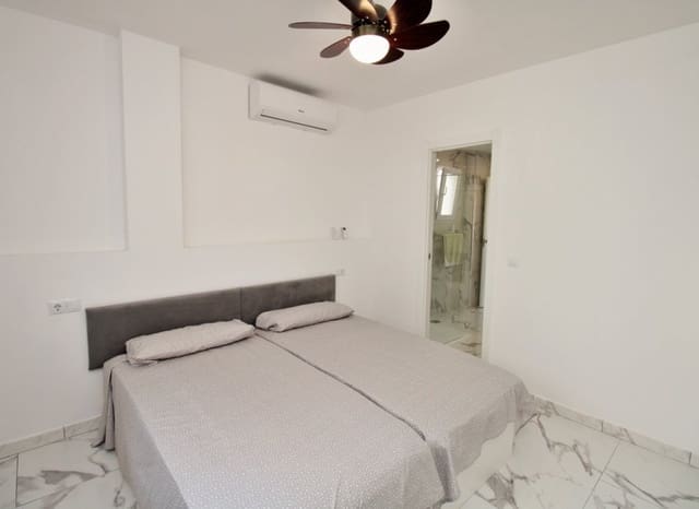 1 soveværelse Lejlighed til salg i Villamartin, Orihuela med swimmingpool - € 155.000 (Ref: 8680810)