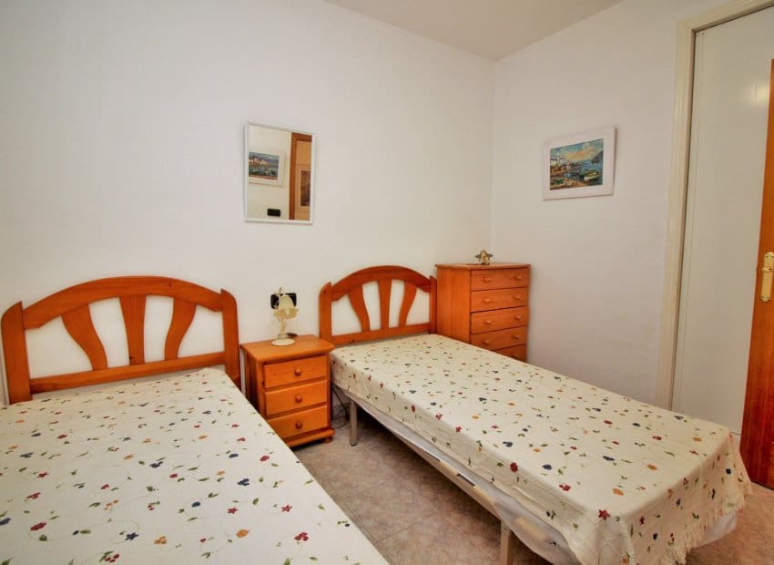 2 quarto Casa em Banda para venda em Playa Flamenca com piscina - 189 950 € (Ref: 8680812)
