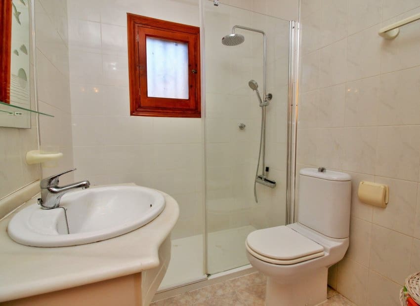 2 quarto Casa em Banda para venda em Playa Flamenca com piscina - 189 950 € (Ref: 8680812)