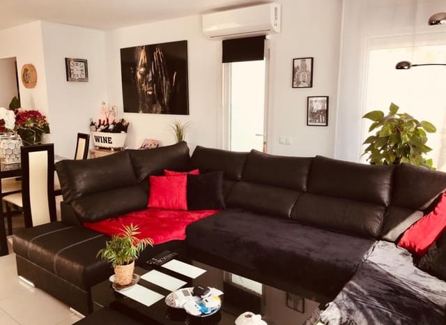 Chalet de 6 habitaciones en Ciudad Quesada, Rojales en venta con piscina - 685.000 € (Ref: 8680813)