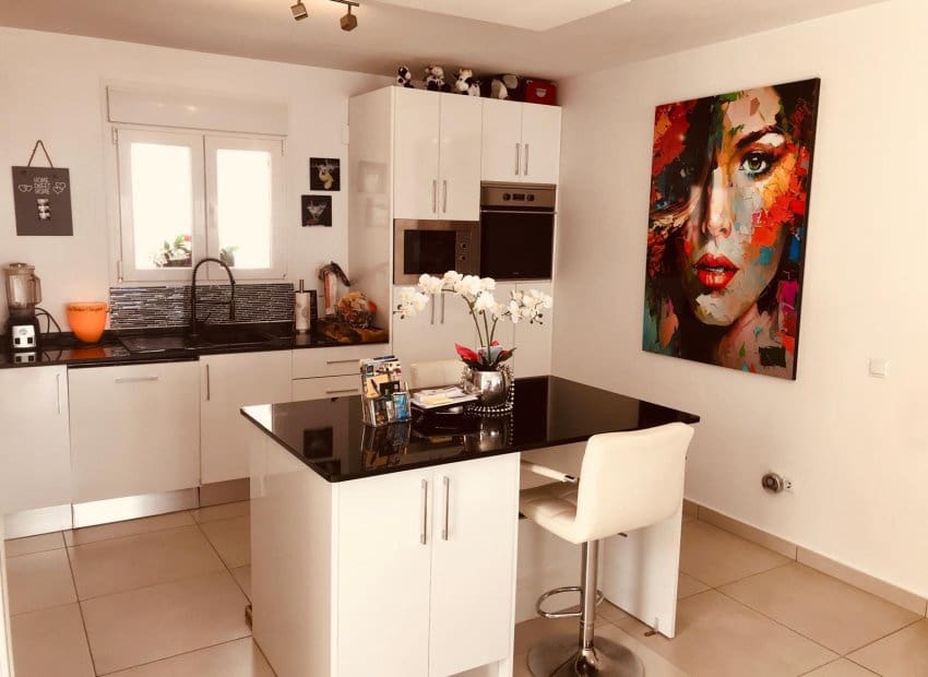 6 bedroom Villa for sale in Ciudad Quesada with pool - € 685,000 (Ref: 8680813)