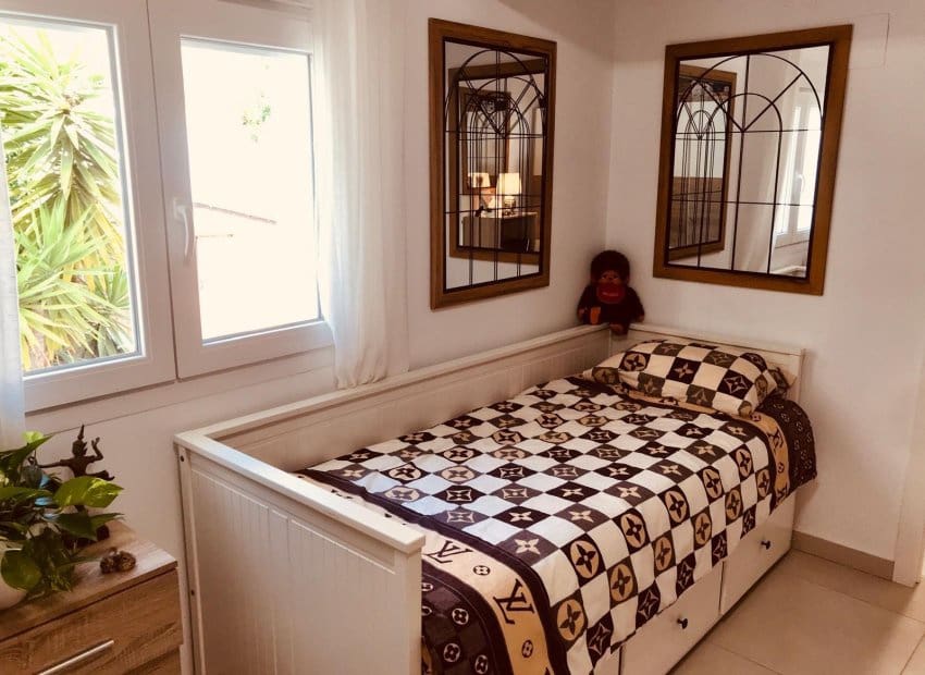 6 bedroom Villa for sale in Ciudad Quesada with pool - € 685,000 (Ref: 8680813)