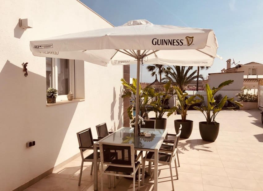 6 bedroom Villa for sale in Ciudad Quesada with pool - € 685,000 (Ref: 8680813)