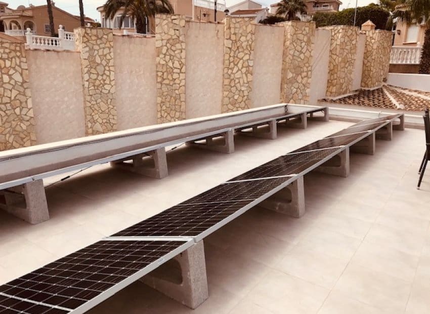 6 bedroom Villa for sale in Ciudad Quesada with pool - € 685,000 (Ref: 8680813)