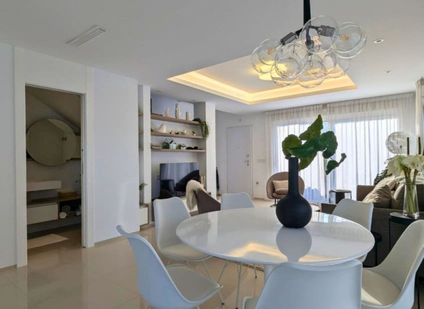 3 quarto Moradia Geminada para venda em Ciudad Quesada com piscina - 435 000 € (Ref: 8688259)