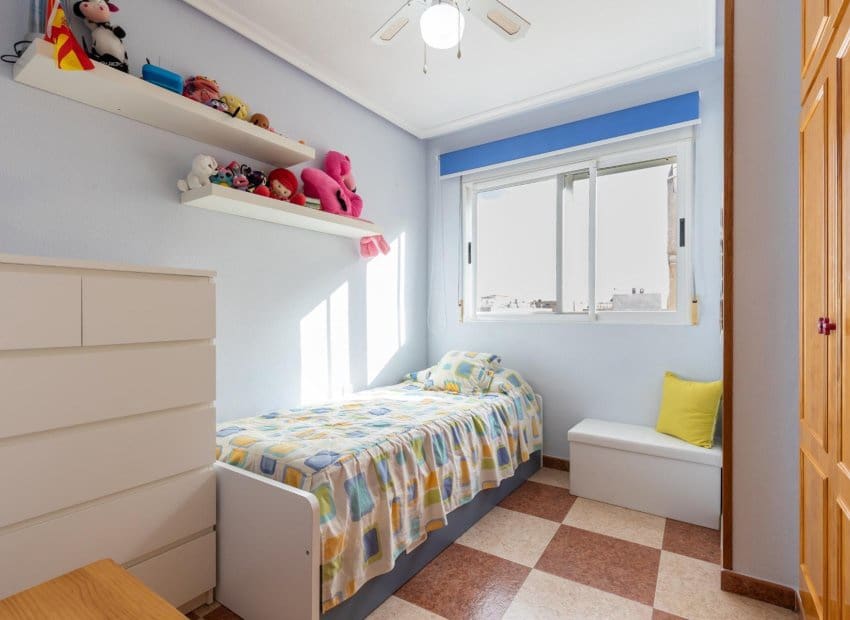 2 soveværelse Strandlejlighed til salg i La Mata - € 159.900 (Ref: 8688266)