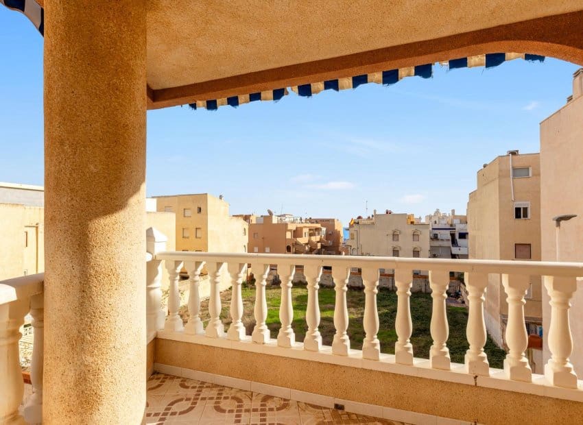 2 soveværelse Strandlejlighed til salg i La Mata - € 159.900 (Ref: 8688266)