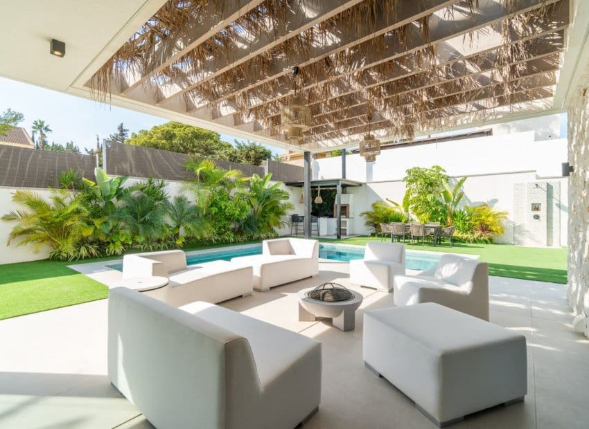 Chalet de 2 habitaciones en Los Balcones en venta con piscina - 649.000 € (Ref: 8688269)