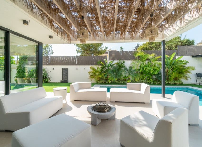 Chalet de 2 habitaciones en Los Balcones en venta con piscina - 649.000 € (Ref: 8688269)