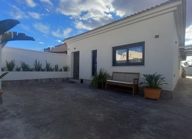 3 chambre Villa/Maison à vendre à El Chaparral, Torrevieja avec piscine - 499 000 € (Ref: 8690430)