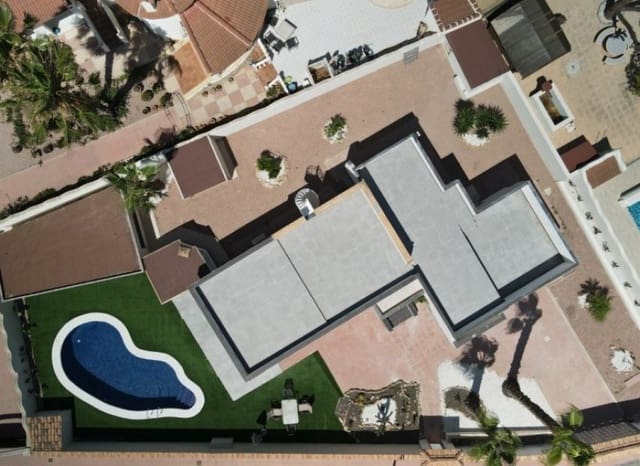 3 Zimmer Villa zu verkaufen in Ciudad Quesada, Rojales - 549.950 € (Ref: 8699063)