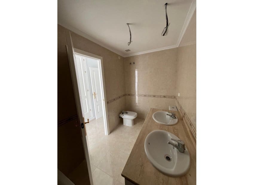 Apartamento de 2 habitaciones en Campoamor en venta con piscina - 212.350 € (Ref: 8699072)