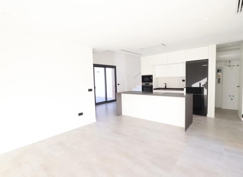 3 bedroom Villa for sale in Torre-Pacheco with pool - € 439,000 (Ref: 8726899)