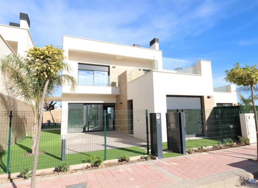 3 bedroom Villa for sale in Torre-Pacheco with pool - € 439,000 (Ref: 8726899)