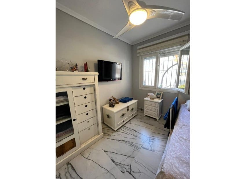 2 soveværelse Semi-Rækkehus til salg i Gran Alacant med swimmingpool - € 292.000 (Ref: 8726906)