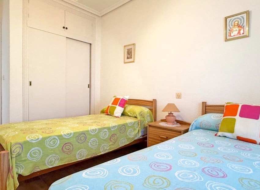 4 soveværelse Villa til salg i Torrevieja - € 319.900 (Ref: 8736554)