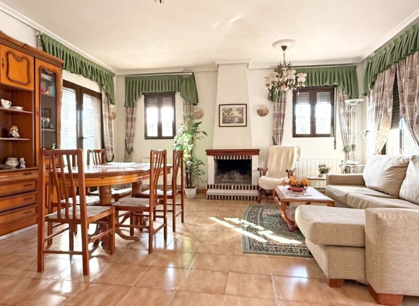 4 soveværelse Villa til salg i Torrevieja - € 319.900 (Ref: 8736554)