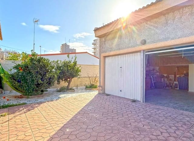 4 soveværelse Villa til salg i Nueva Torrevieja, Torrevieja - € 319.900 (Ref: 8736554)