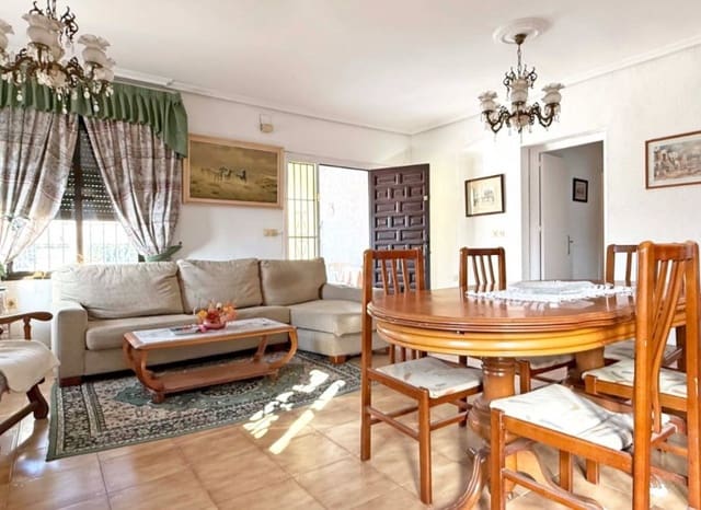 4 soveværelse Villa til salg i Nueva Torrevieja, Torrevieja - € 319.900 (Ref: 8736554)