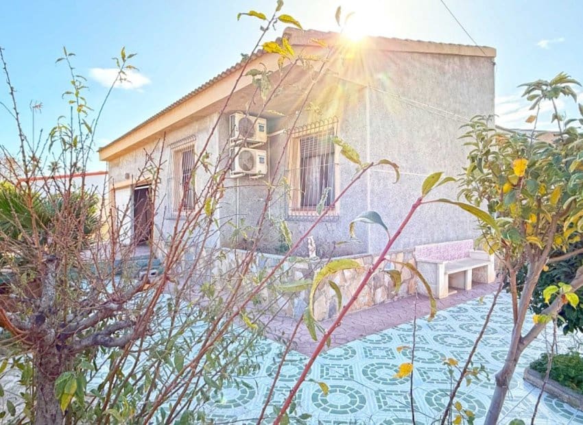 4 soveværelse Villa til salg i Torrevieja - € 319.900 (Ref: 8736554)