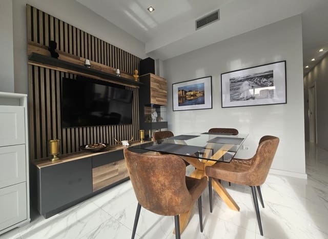 4 bedroom Villa for sale in Villamartin, Orihuela with pool - € 450,000 (Ref: 8743835)