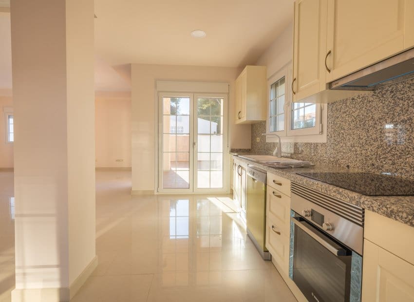 4 bedroom Villa for sale in Orihuela Costa with pool - € 910,000 (Ref: 8754139)