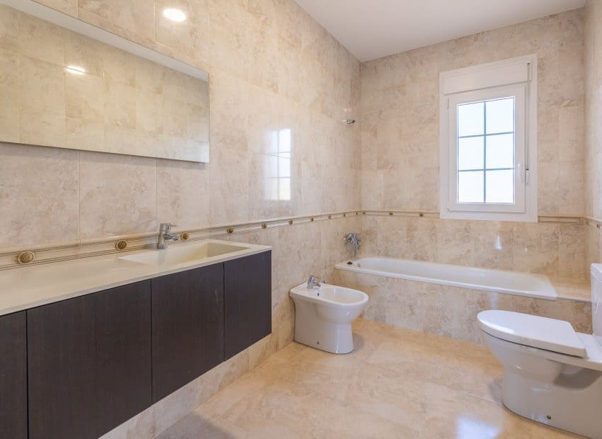 4 bedroom Villa for sale in Orihuela Costa with pool - € 910,000 (Ref: 8754139)