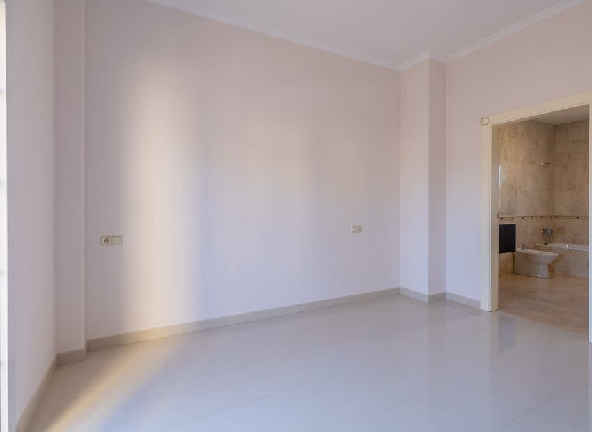 4 bedroom Villa for sale in Orihuela Costa with pool - € 910,000 (Ref: 8754139)