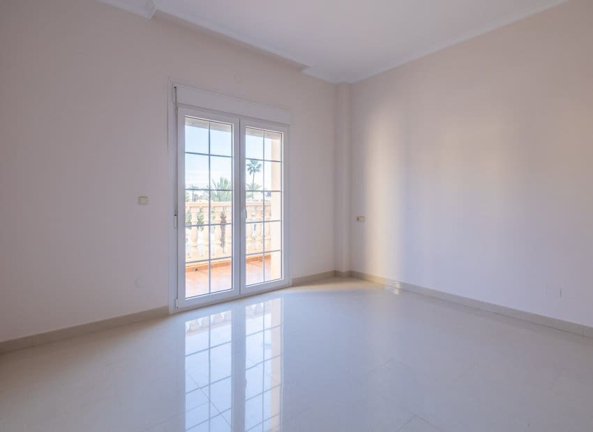 4 bedroom Villa for sale in Orihuela Costa with pool - € 910,000 (Ref: 8754139)