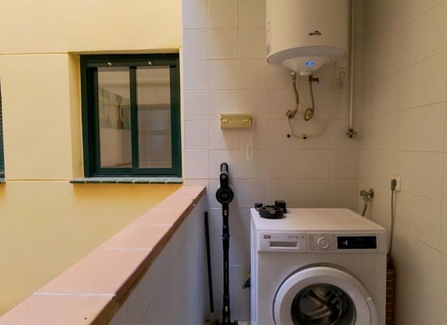 Apartamento de 2 habitaciones en Playa Flamenca, Orihuela en venta con piscina - 495.000 € (Ref: 8780667)