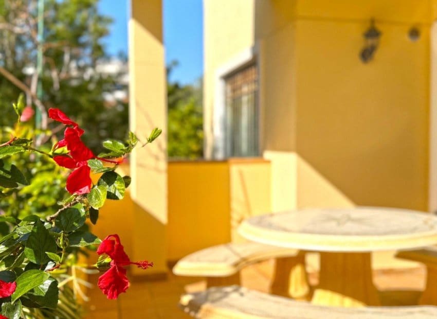 Apartamento de 2 habitaciones en Campoamor en venta con piscina - 215.000 € (Ref: 8820604)