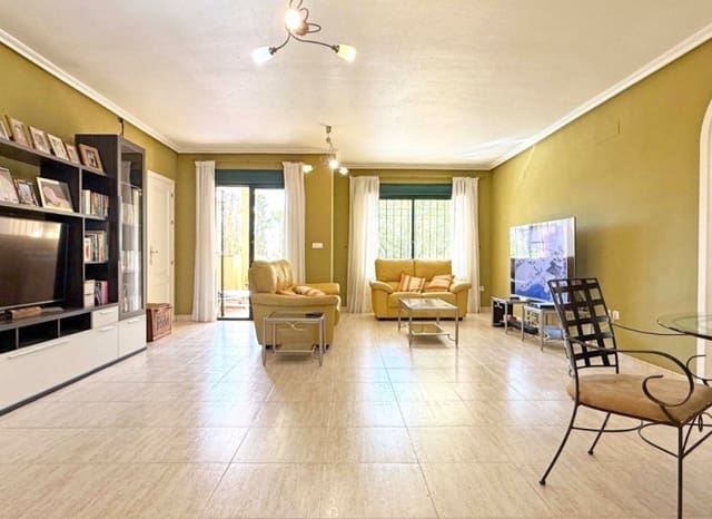 Apartamento de 2 habitaciones en Campoamor, Orihuela en venta con piscina - 215.000 € (Ref: 8820604)