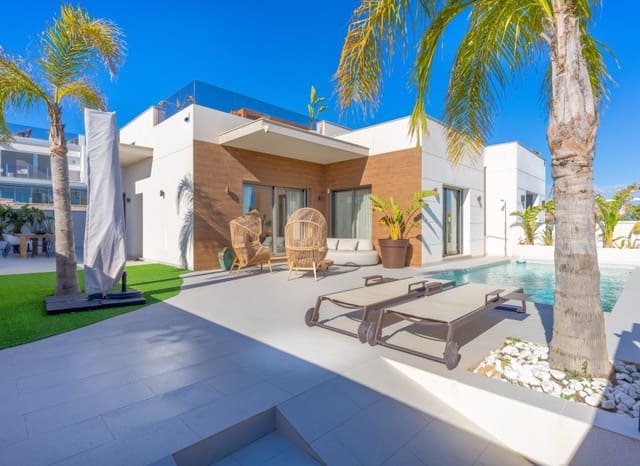 4 slaapkamer Villa te koop in San Miguel de Salinas met zwembad - € 589.000 (Ref: 8820611)