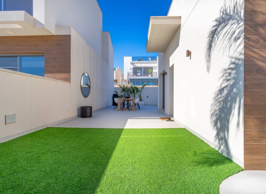 4 slaapkamer Villa te koop in San Miguel de Salinas met zwembad - € 589.000 (Ref: 8820611)