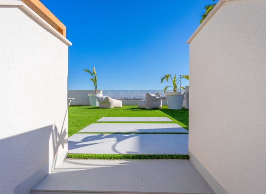 4 slaapkamer Villa te koop in San Miguel de Salinas met zwembad - € 589.000 (Ref: 8820611)