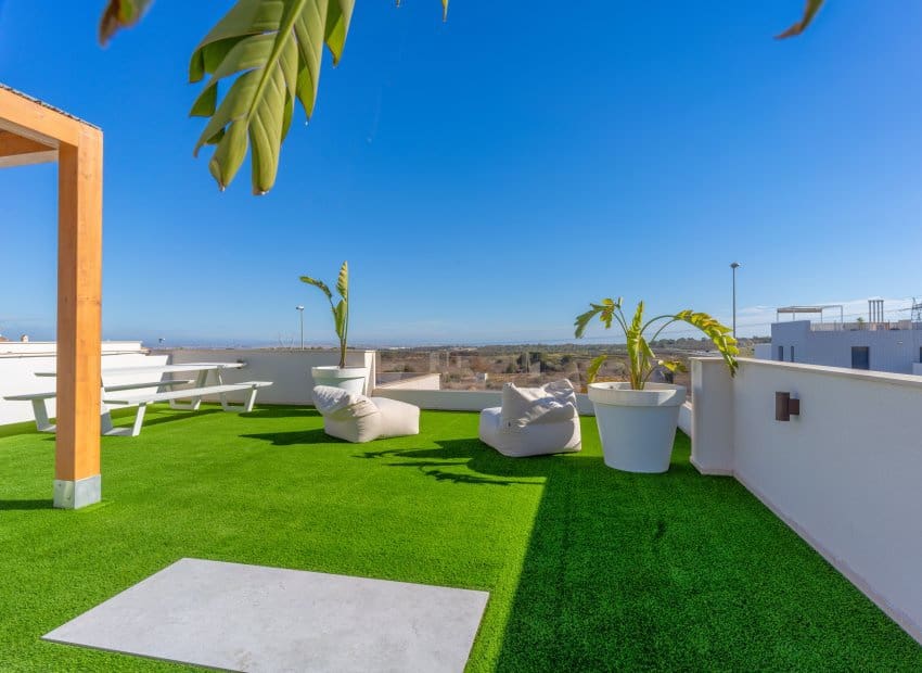 4 slaapkamer Villa te koop in San Miguel de Salinas met zwembad - € 589.000 (Ref: 8820611)