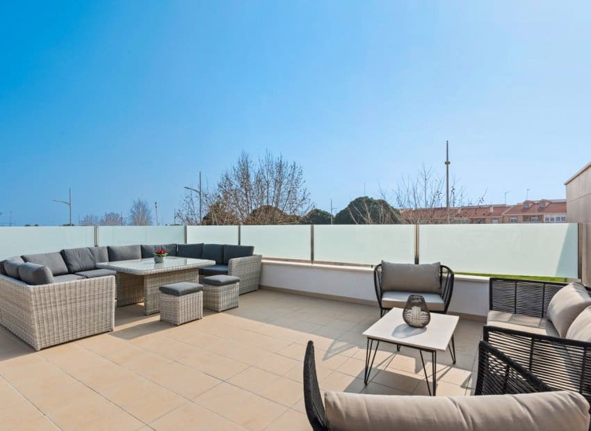 3 sypialnia Dom blizniak na sprzedaż w Pilar de la Horadada z basenem - 445 000 € (Ref: 8829976)