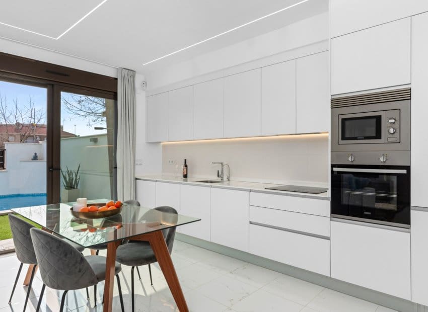 3 sypialnia Dom blizniak na sprzedaż w Pilar de la Horadada z basenem - 445 000 € (Ref: 8829976)