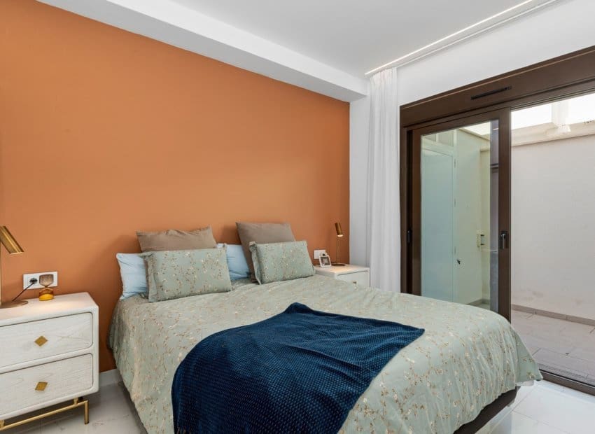 3 sypialnia Dom blizniak na sprzedaż w Pilar de la Horadada z basenem - 445 000 € (Ref: 8829976)