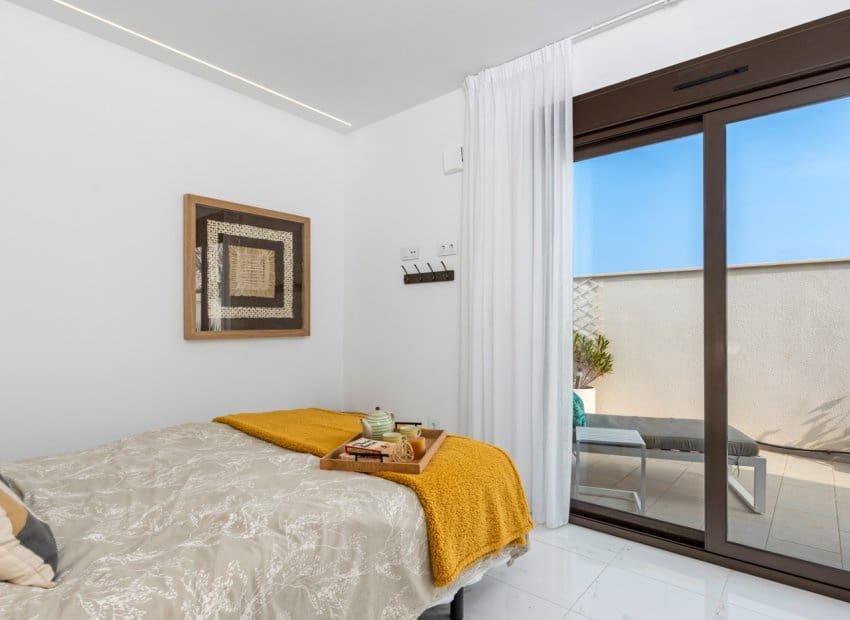 3 sypialnia Dom blizniak na sprzedaż w Pilar de la Horadada z basenem - 445 000 € (Ref: 8829976)