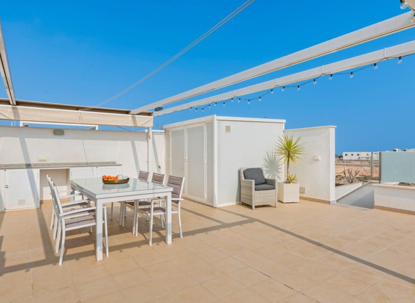 3 sypialnia Dom blizniak na sprzedaż w Pilar de la Horadada z basenem - 445 000 € (Ref: 8829976)