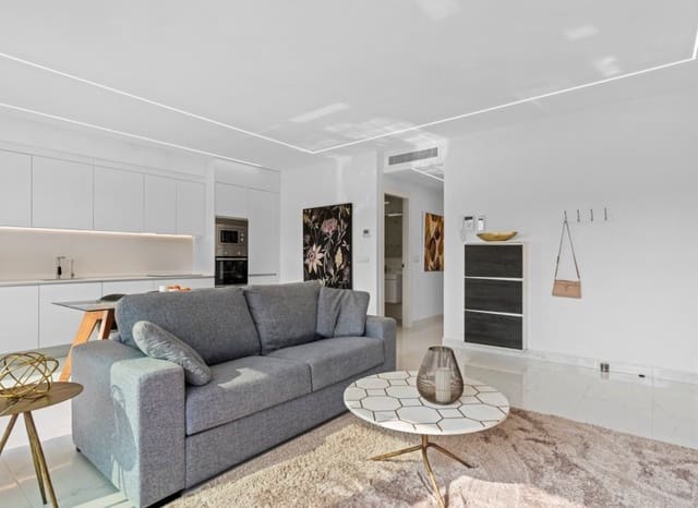 3 soveværelse Semi-Rækkehus til salg i Pilar de la Horadada ciudad, Pilar de la Horadada med swimmingpool - € 445.000 (Ref: 8829976)