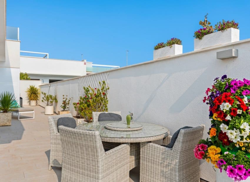 3 sypialnia Dom blizniak na sprzedaż w Pilar de la Horadada z basenem - 445 000 € (Ref: 8829976)