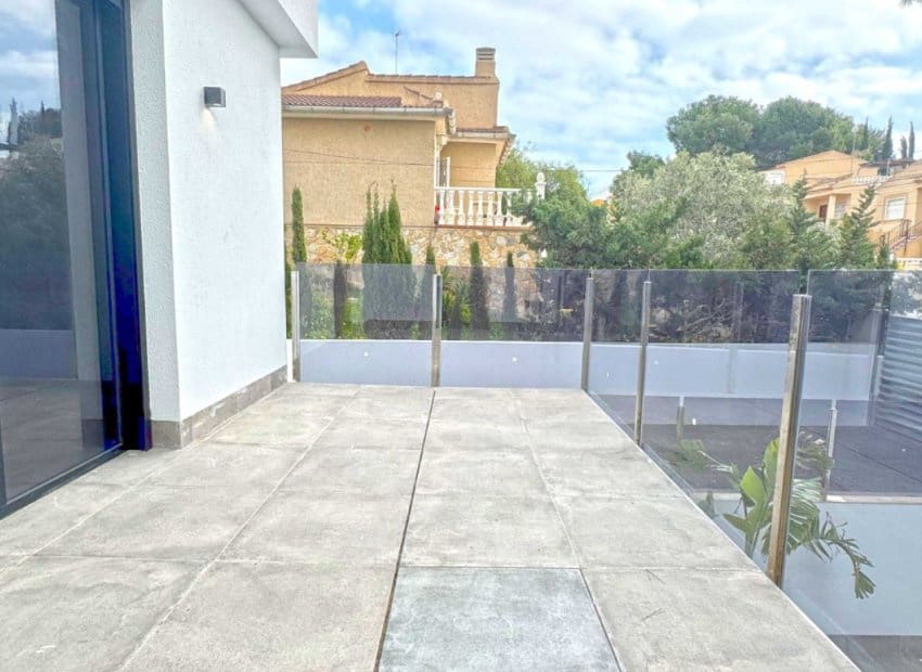 Chalet de 4 habitaciones en Los Balcones en venta con piscina - 495.000 € (Ref: 8829978)