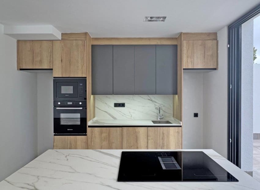 Chalet de 4 habitaciones en Los Balcones en venta con piscina - 495.000 € (Ref: 8829978)