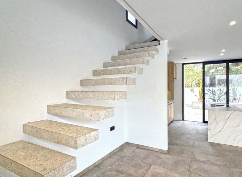 Chalet de 4 habitaciones en Los Balcones en venta con piscina - 495.000 € (Ref: 8829978)