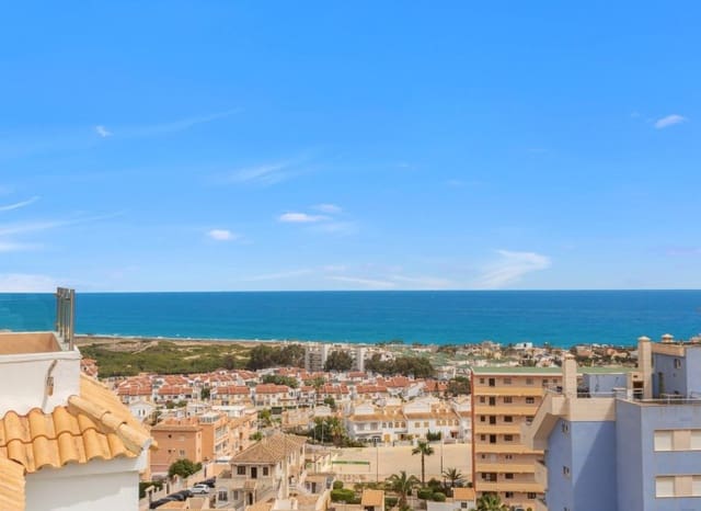 3 quarto Penthouse para venda em Torreblanca, Torrevieja com piscina - 180 000 € (Ref: 8829982)