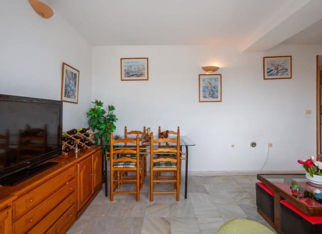 3 quarto Penthouse para venda em Torreblanca, Torrevieja com piscina - 180 000 € (Ref: 8829982)