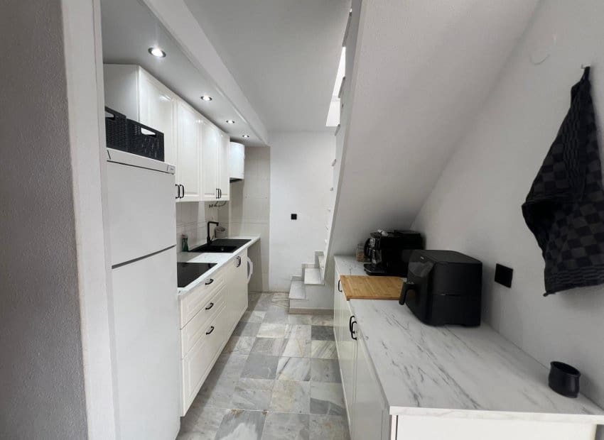 3 quarto Penthouse para venda em Torrevieja com piscina - 180 000 € (Ref: 8829982)