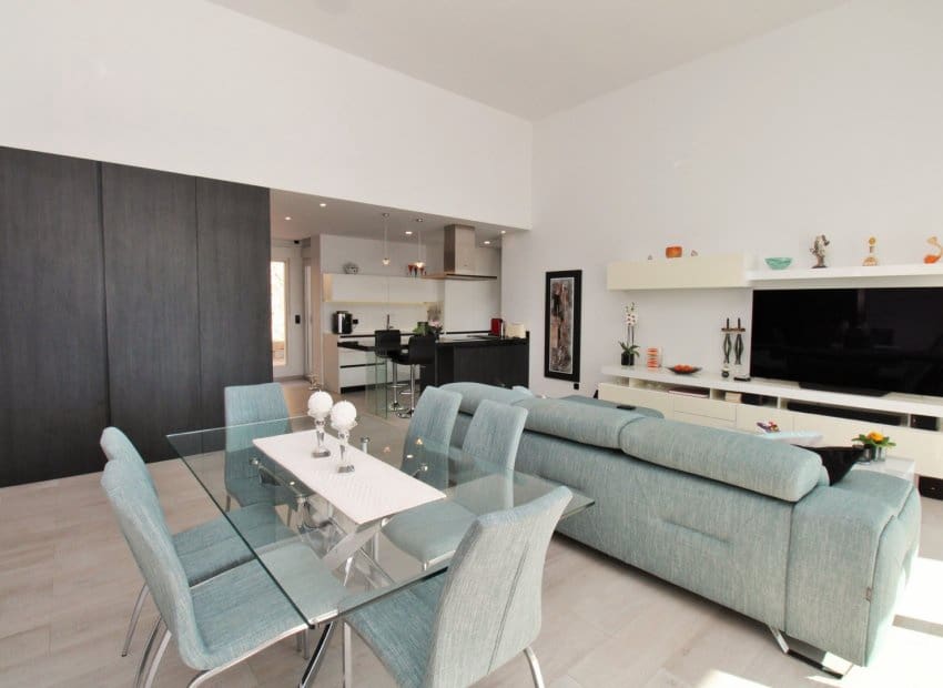 3 makuuhuone Huvila myytävänä paikassa Algorfa mukana uima-altaan - 599 900 € (Ref: 8842060)